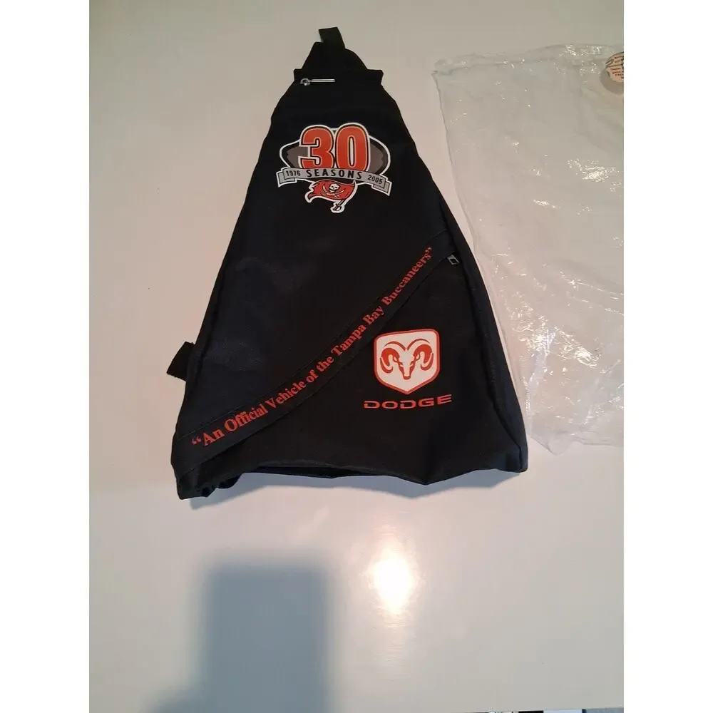 VTG Tampa Bay Buccaneers Dodge 30 Seasons 1976-2005 Black Sling Backpack Bag NOS